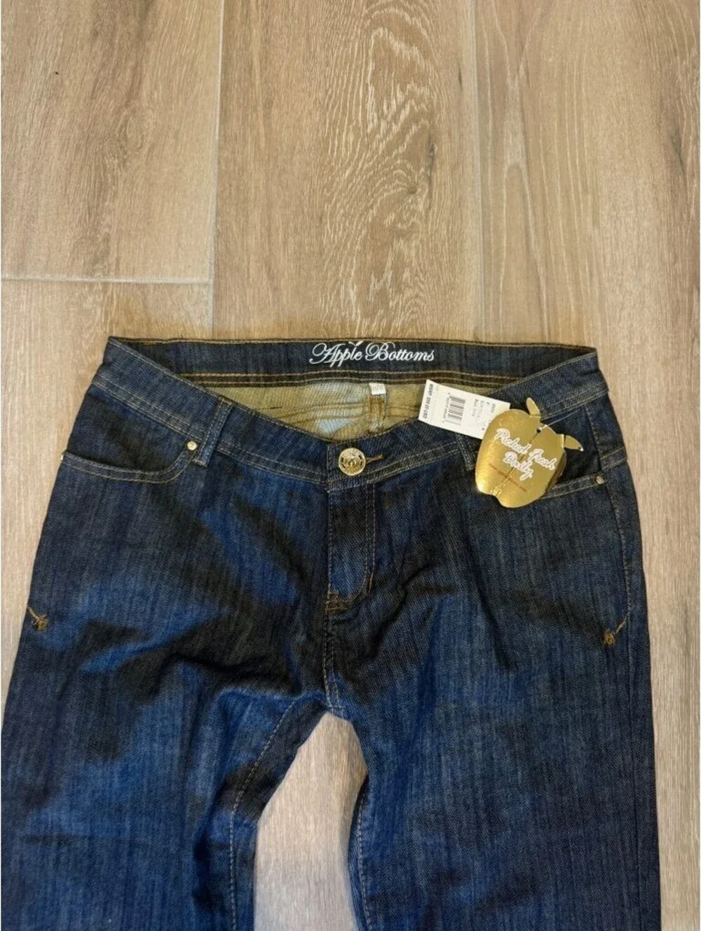 Apple Bottoms authentic apple